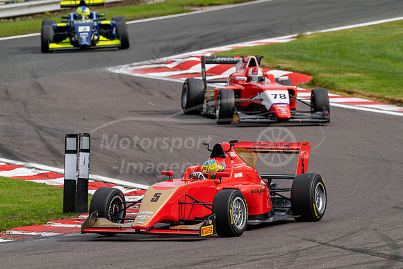 5 Jonathan Browne