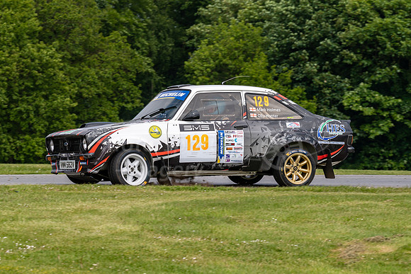 129,Mark Holmes, Oliver Hunter,  Ford Escort 2000,