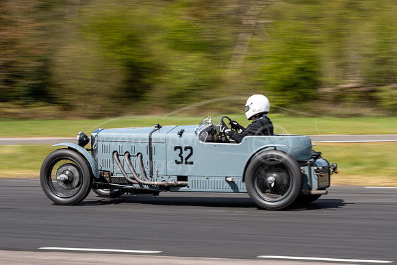 32  Dominic HALL, FRAZER NASH SUPERSPORTS,