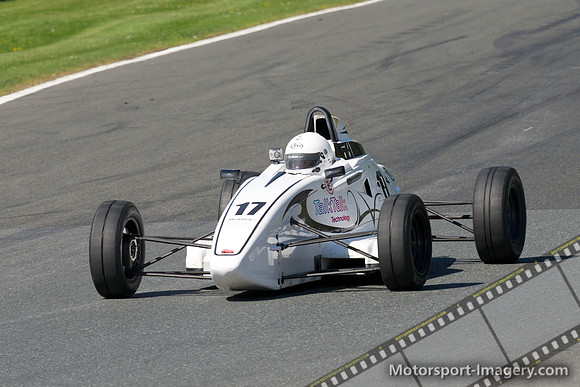 Tom McArthur, Van Dieman LA10