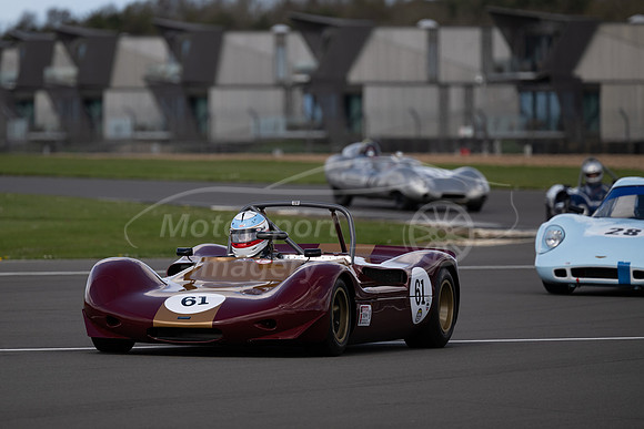 61 Peter Hamilton / Sam Hamilton