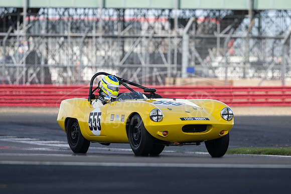 555 Gez Medinger / Richard Woolmer