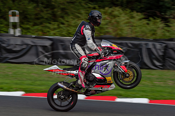 55 Leon Jeacock Suzuki
