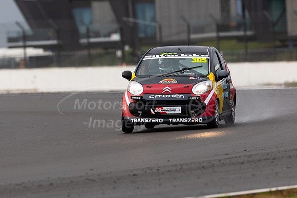 305 Team Stag Racing