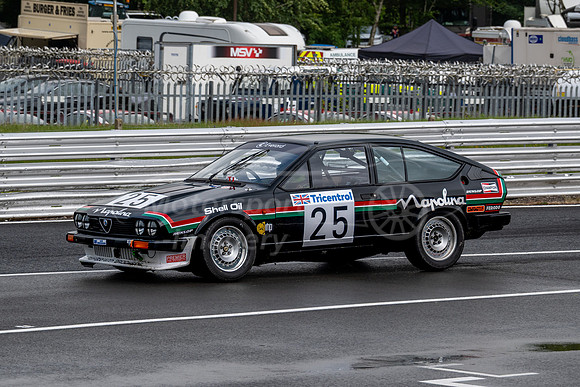 25 Chris SNOWDON
