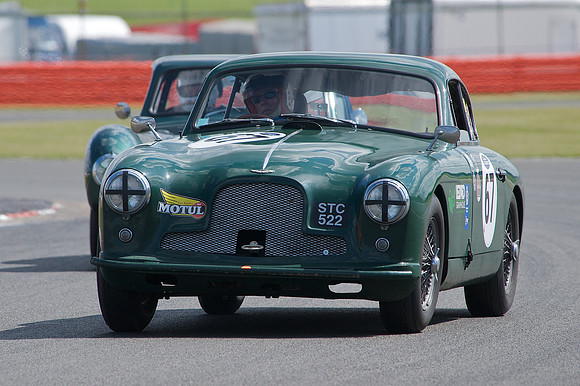 Aston Martin DB 2/4