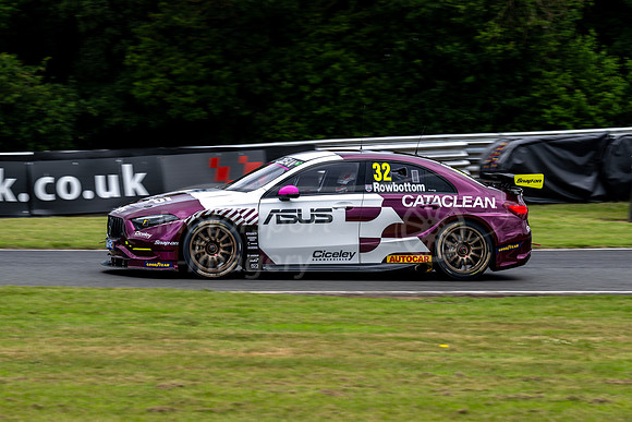 32 Daniel ROWBOTTOM