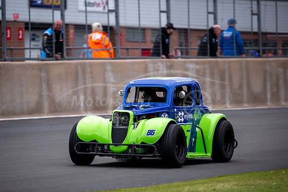 86 Jon CRITCHLOW