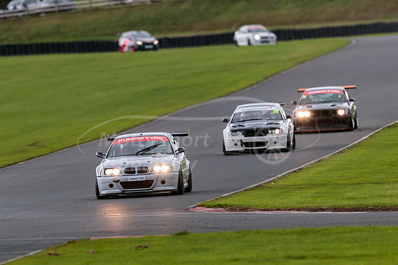 32 James CARD