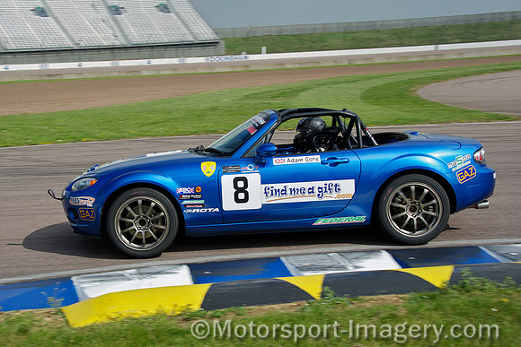 Mazda MX5, Adam Gore