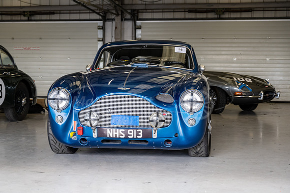 16 Simon Jefferies, ASTON MARTIN MK III
