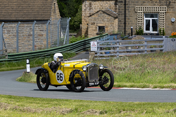 86 Alan Bee