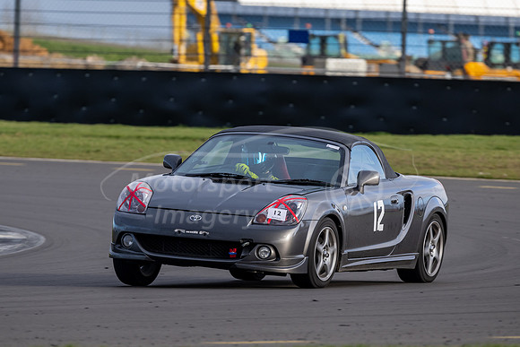 12 Alexander Jones,  TOYOTA MR2 Roadster