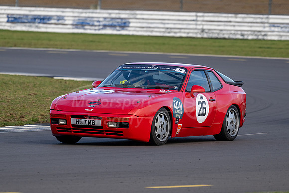26 Jakob Ebrey, PORSCHE 944