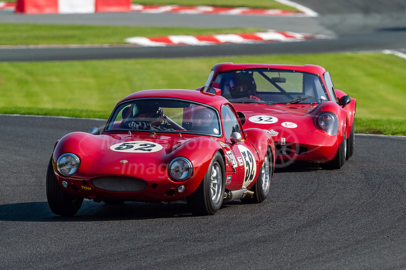 52 Dan Eagling Ginetta G4R