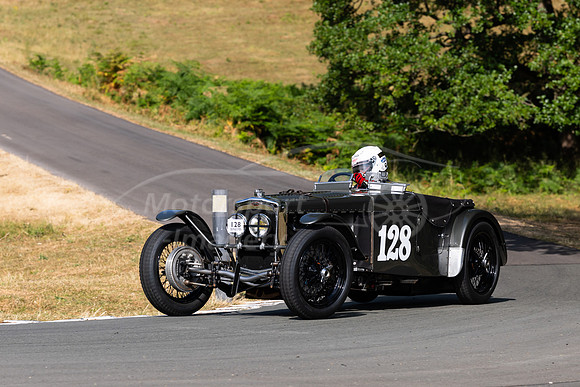 128 Theodore HUNT
