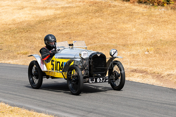 104 Clive BERGMAN
