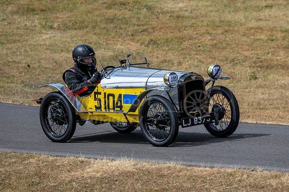 104 Clive BERGMAN