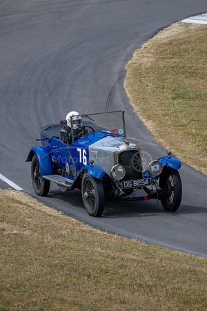 76 Roger THORPE