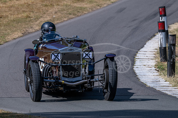 129 Jo BLAKENEY-EDWARDS