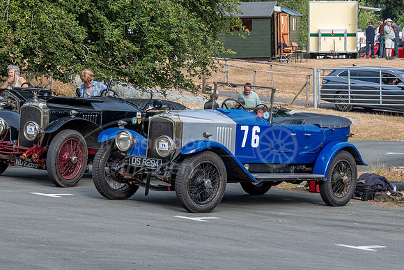 6 Roger THORPE