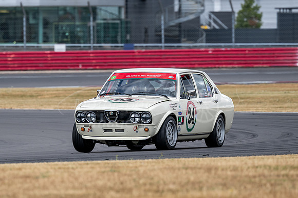 24 Tom Waite