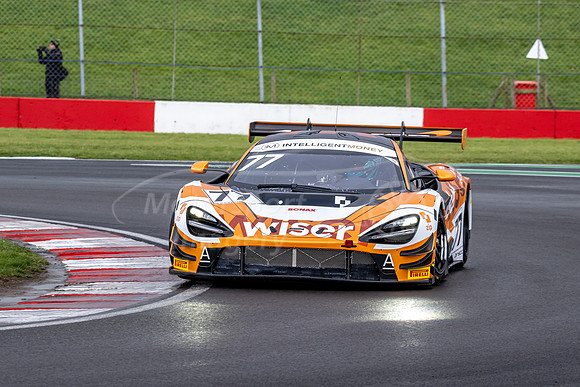 Morgan Tillbrook and Marcus Clutton's  Enduro Motorsport McLaren