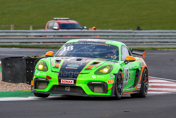 Zac Meakin and Dan Vaughan, Porsche 718 Cayman RS CS, Team Parke