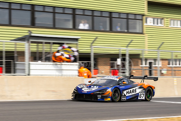 67 Simon Orange/Marcus Clutton