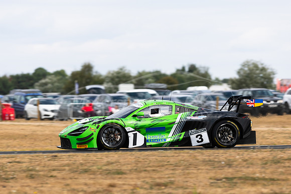 3 Mike Price/Callum Macleod