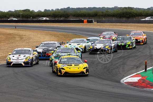 GT4 Grid Race 2