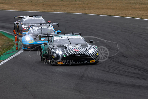 7 Giacomo Petrobelli / Jonny Adam