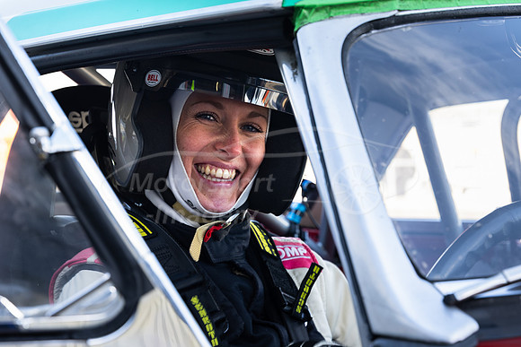 129 Nicole Wolfe