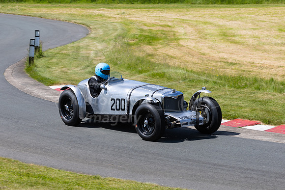 200 Durward Lawson
