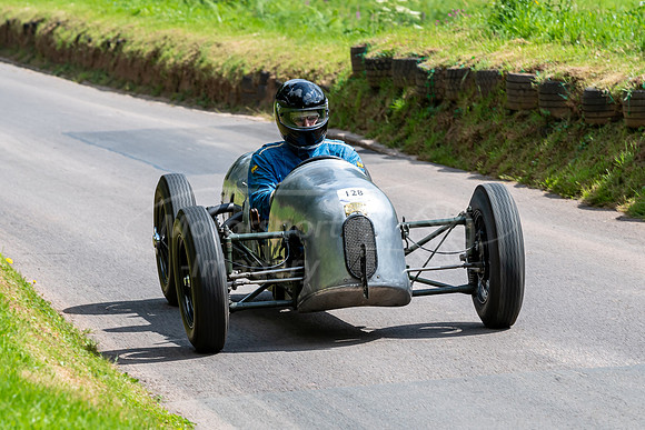 128 Carl Gray,