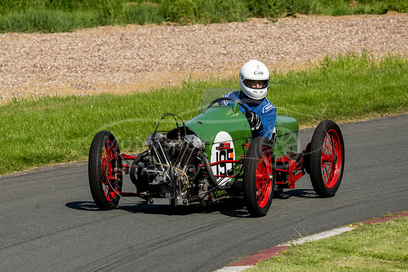 195 Jonathan Giles