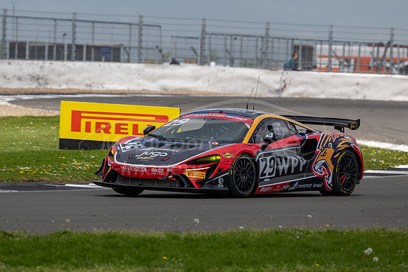 29 Ian Gough / Tom Wrigley