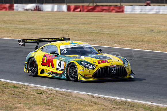 4 James Cottingham / Jonny Adam