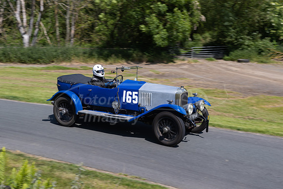 165 Roger Thorpe