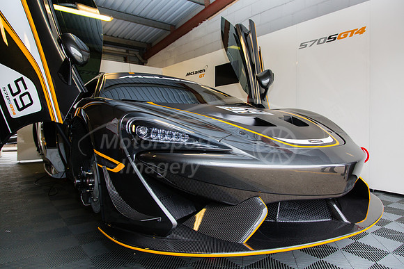 Black Bull Ecurie Ecosse  McLaren 570S GT4