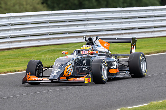 24  Benjamin PEDERSEN