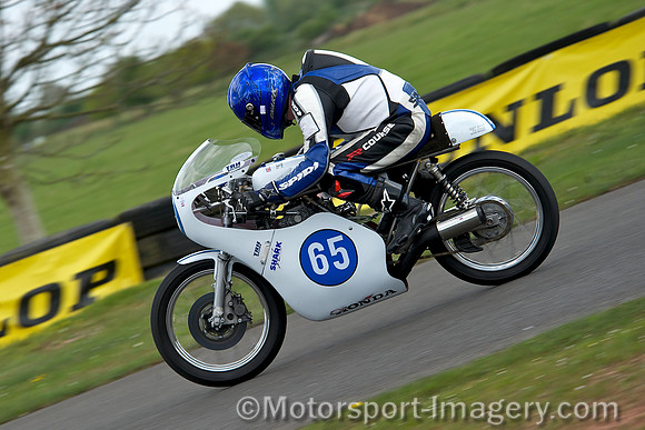 Neil Ogden - Honda 350