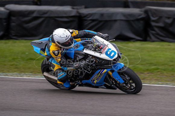 6 Phil Wakefield / Craig Neve