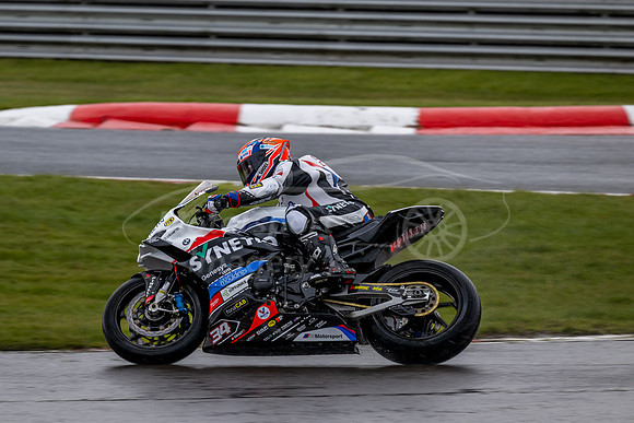 34 Alastair Seeley / Liam Delves