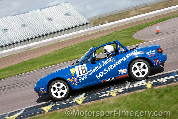 MX5 Championship Rockingham