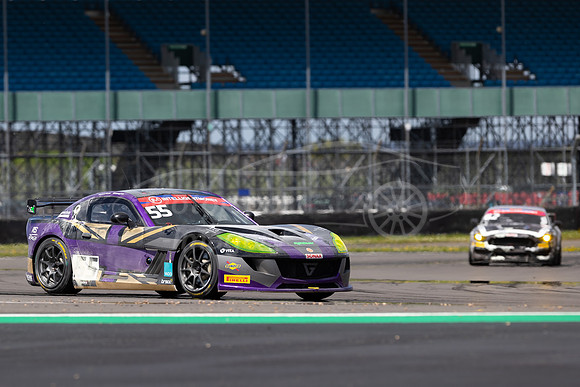 55 Michael Crees / Thomas Holland