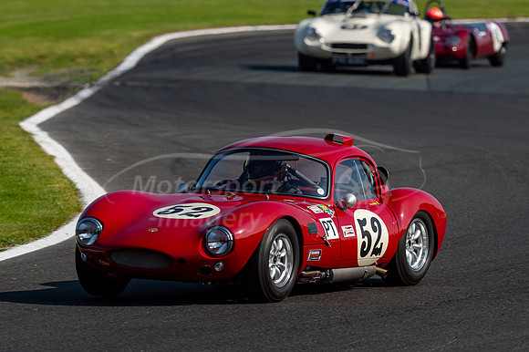 52 Dan Eagling Ginetta G4R