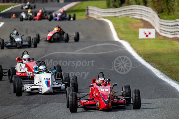 89 Jamie Sharp Medina Sport JL17