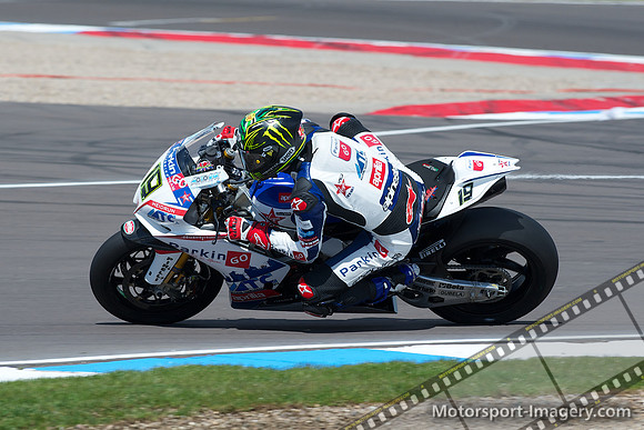 Chaz Davies, Aprillia RSV4
