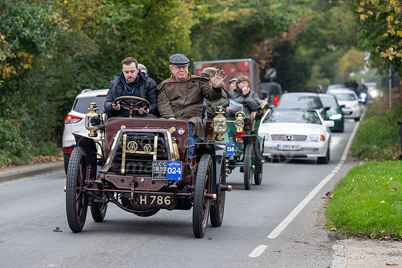 24 1899 Panhard Levassor, Allan Gibbins H786